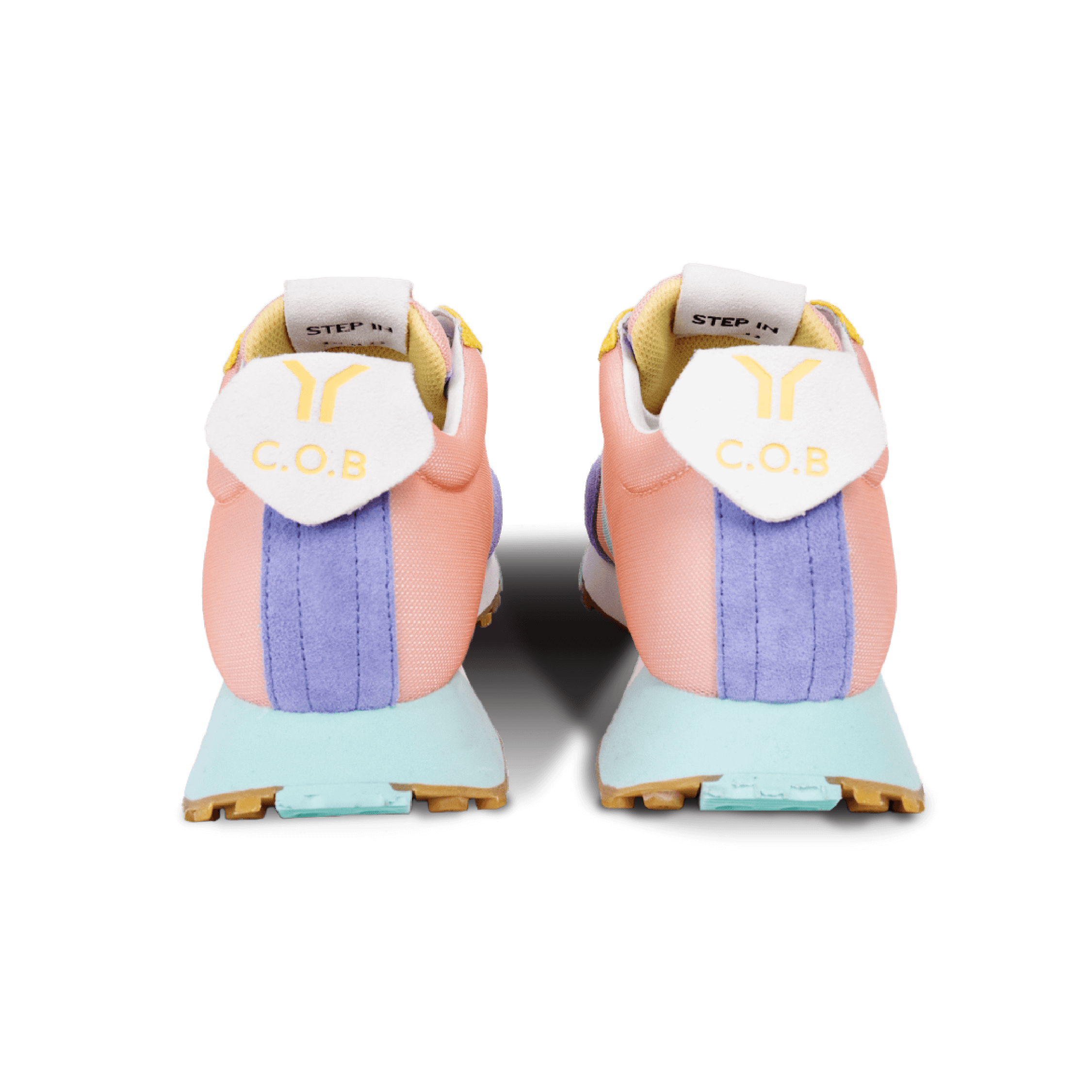 Bold Runner Pale Peach Women