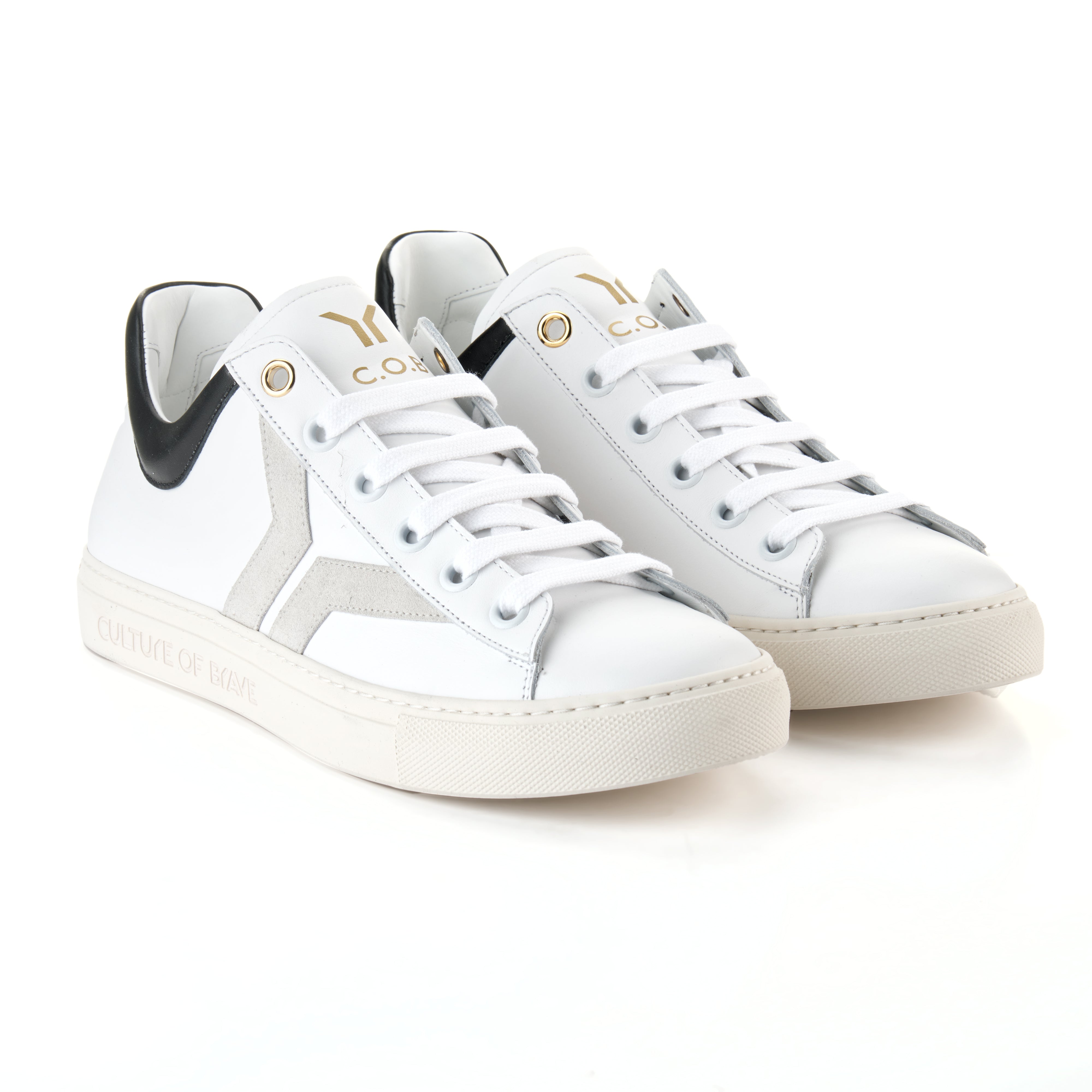 Courage S32 Men White leather black ankle offwhite wing low cut